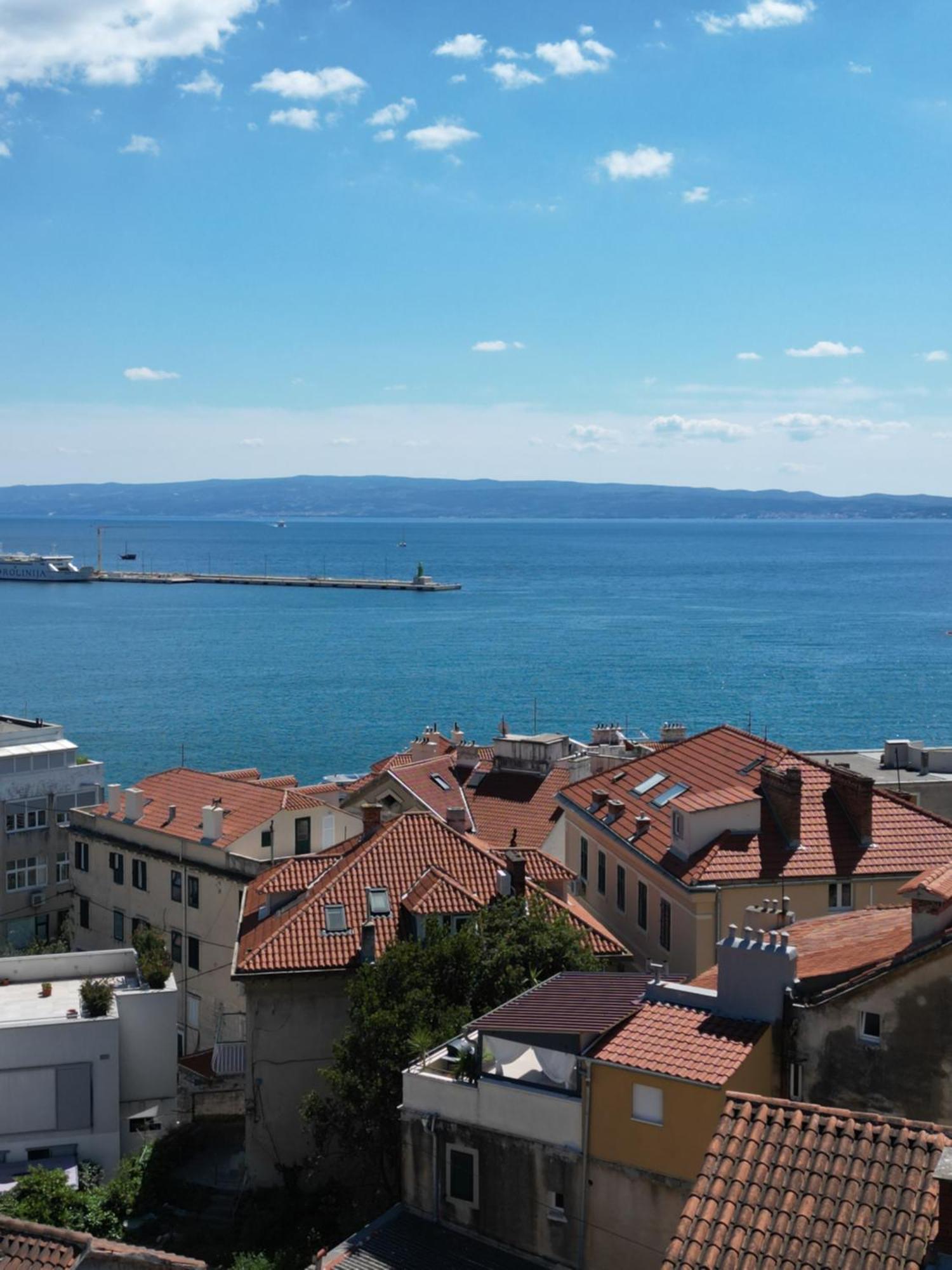 Prime Location Penthouse Apt With A Large Terrace Split Exterior foto